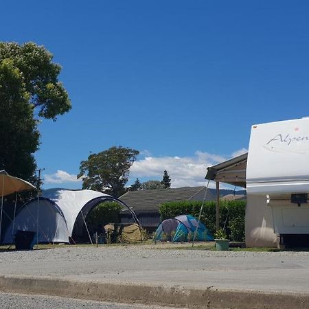 Richmond Holiday Park Bagian luar foto